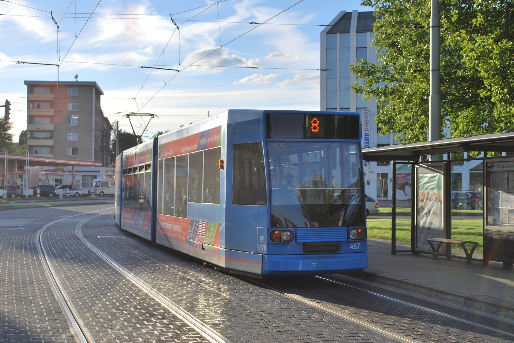 457 Platz der Deutschen Einheit